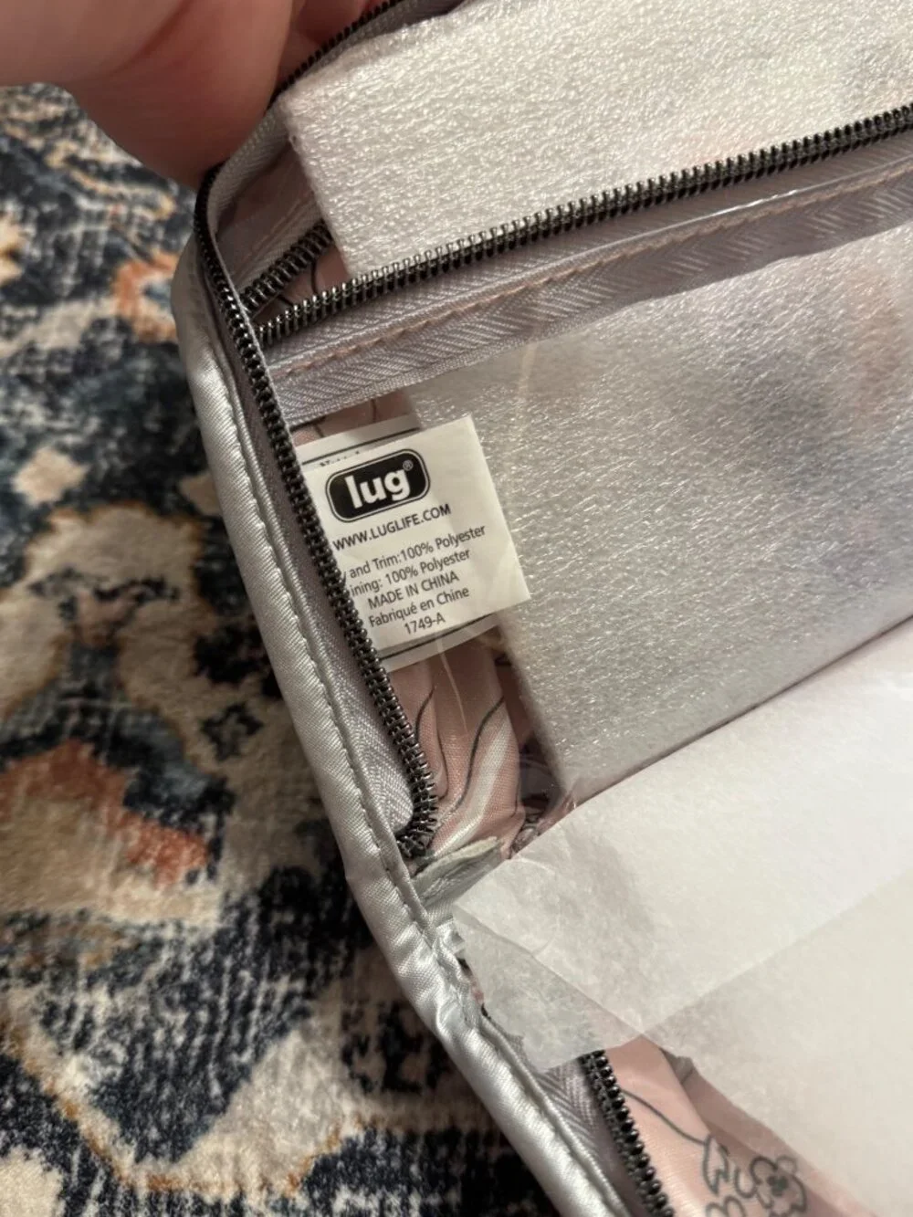 Lug Flash Metallic Silver Travel Cosmetic Bag Organizer Case NWT
